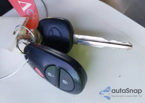 2013 Toyota Sequoia Sr5 5.7L V8 from USA, damaged, VIN 5TDZY5G13DS048977